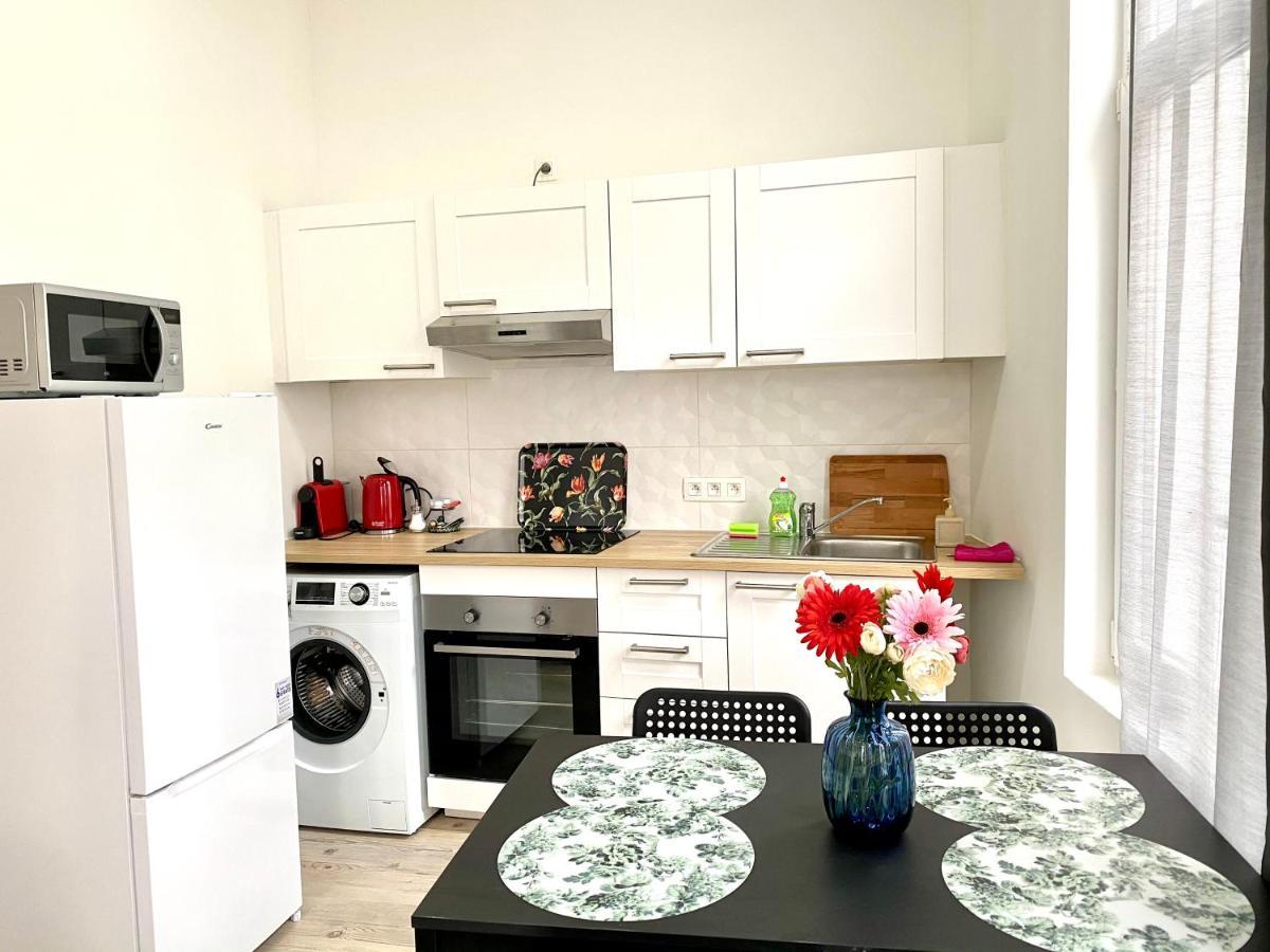 Bonjour Apartments Сentre 3 Antwerpen Eksteriør bilde